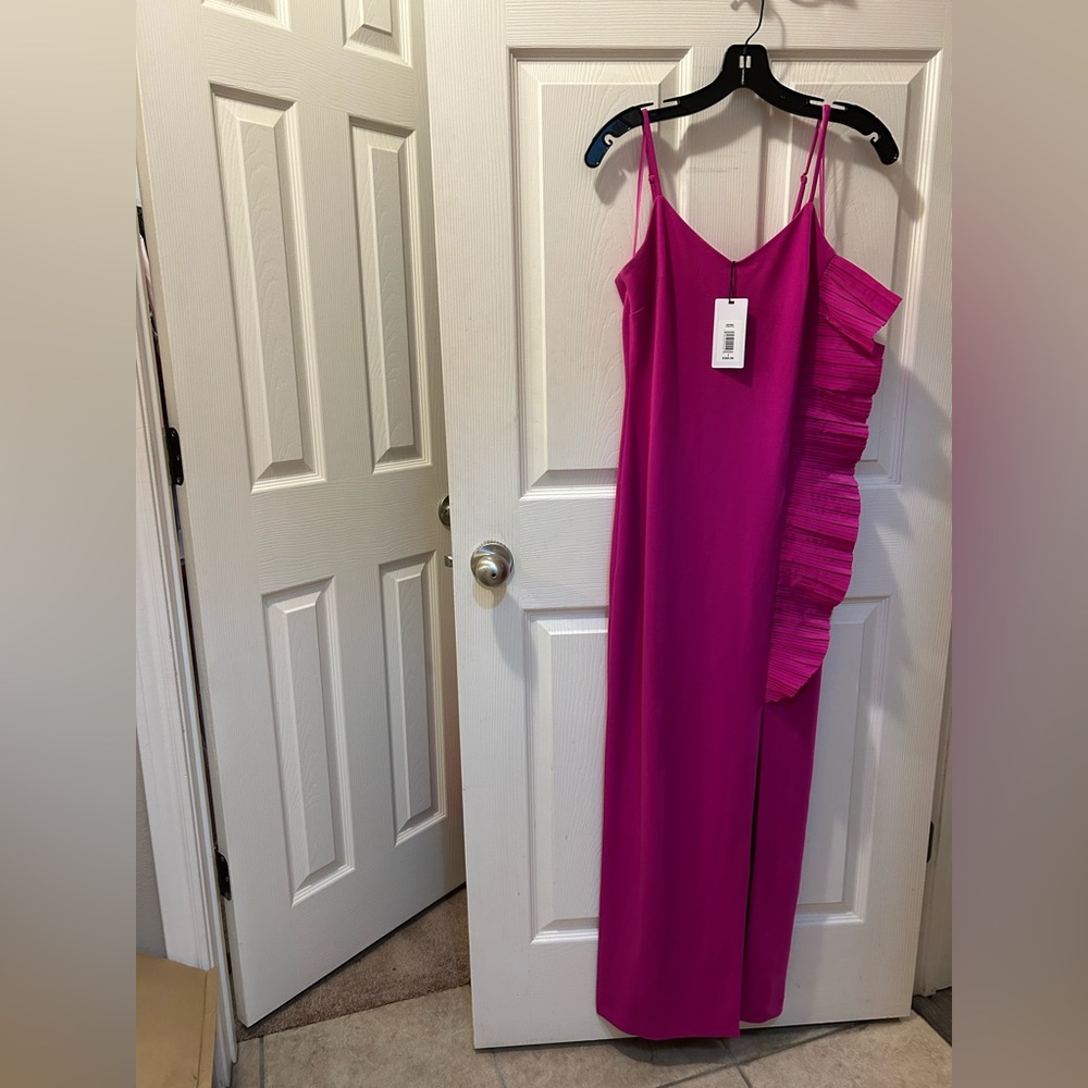 One 33 Social Elegant Bright Pink Ruffled Dress Size 2 NWT